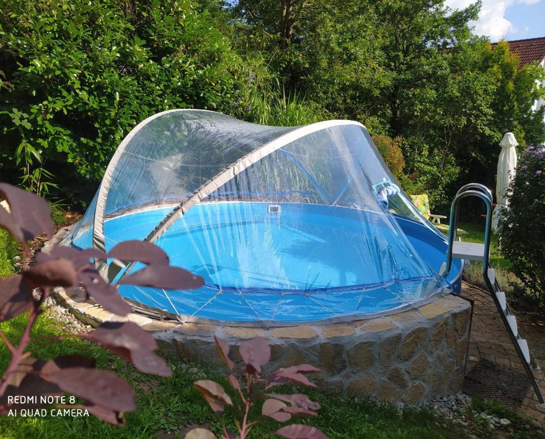 Mediterran-Skandinavisch - Outdoorwhirlpool Ganzjaehrig Burgthann 外观 照片